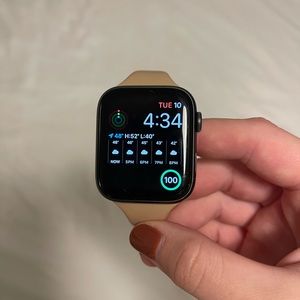 Apple Watch Series 5, 44mm